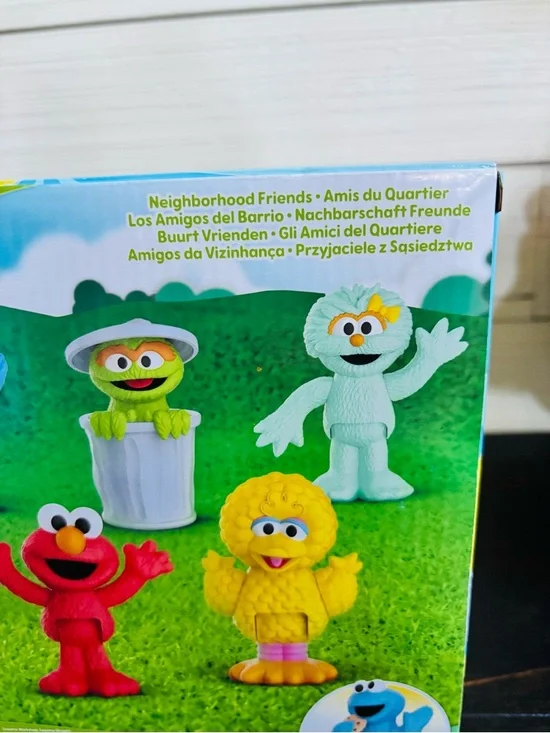 6-Pc NEW Neighborhood Friends Sesame Street POSEABLE Figures ELMO BIG BIRD - Picture 4 of 5